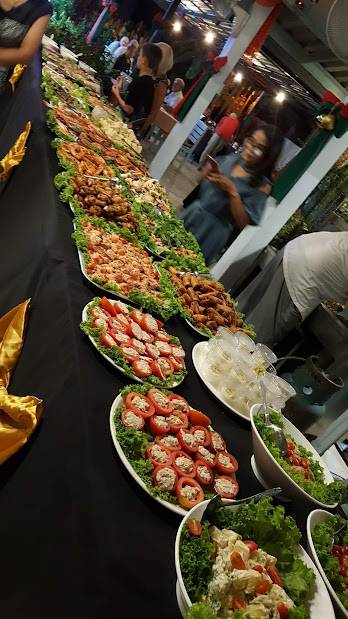 DiDiNE Buffet spread